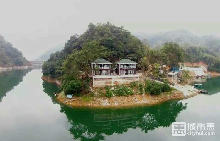 龍門天堂湖度假山莊