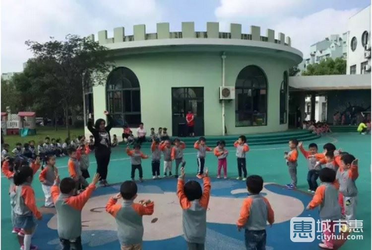 海聯(lián)小龍魚幼兒園