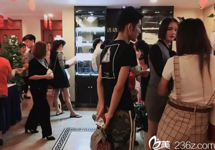 長(zhǎng)沙三和醫(yī)療美容迎來(lái)了36周年院慶